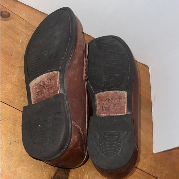 Arnold Palme Leather Loafers - Picture 9 of 11